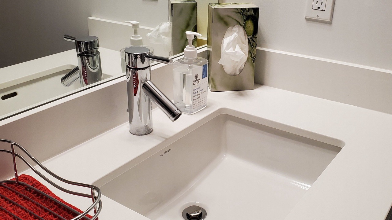 Photo of Bathroom in Humber Bay
