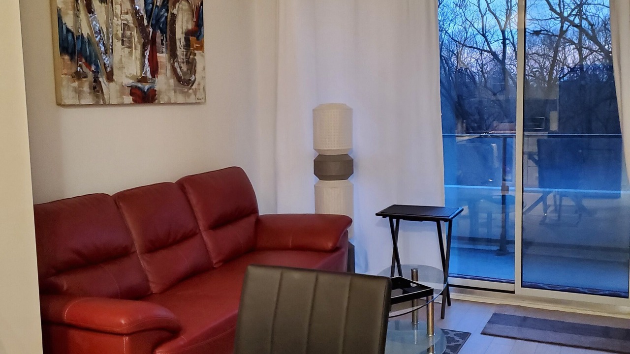 Photo of Livingroom in Humber Bay