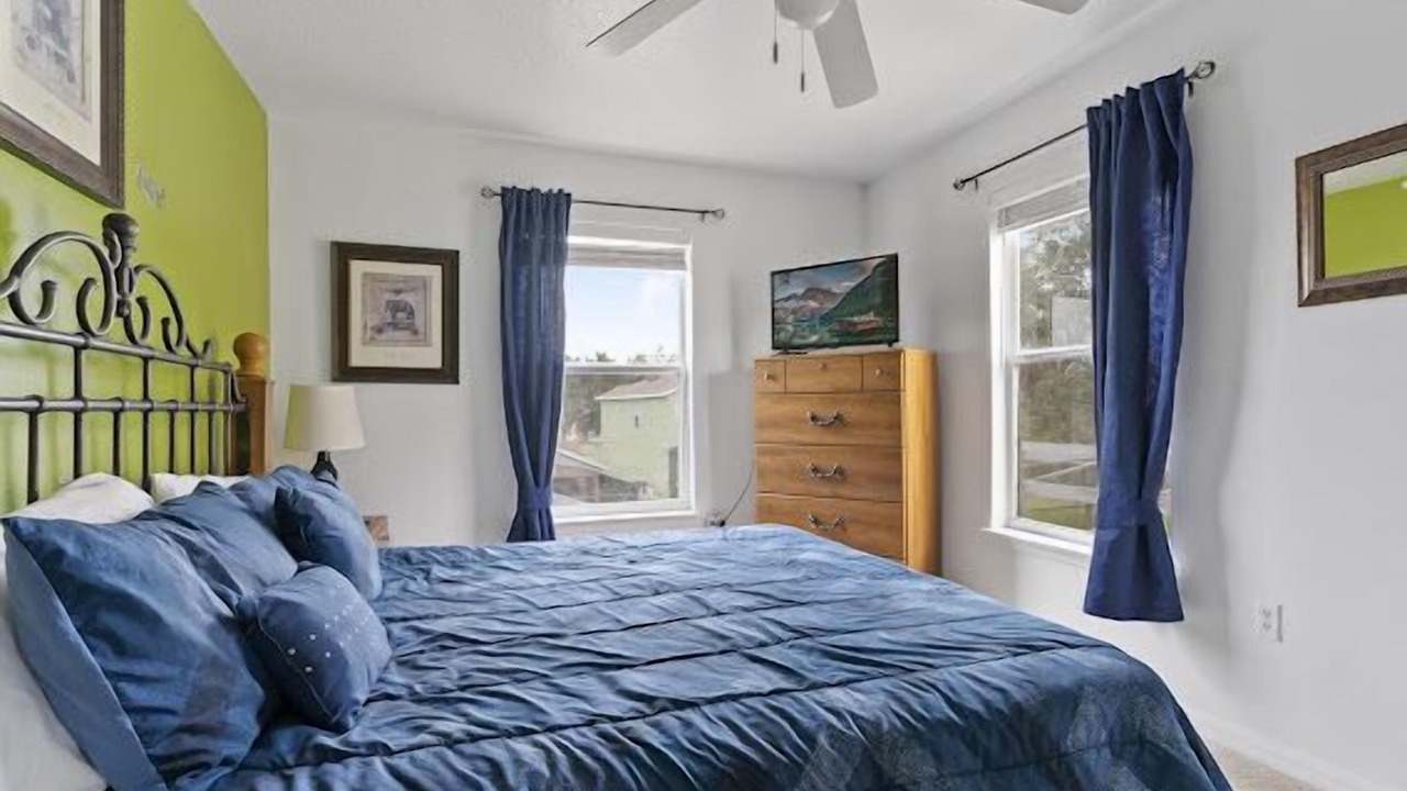 Photo of Bedroom in Sandy Ridge