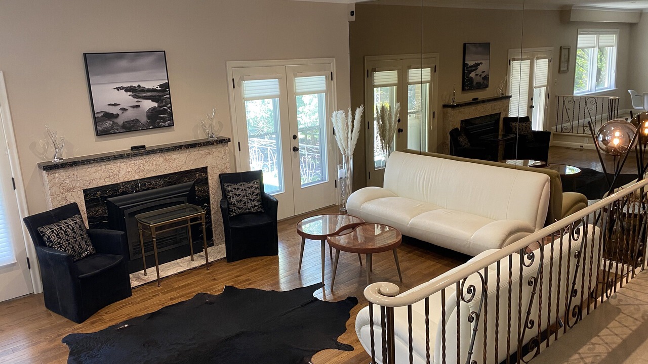 Photo of Livingroom in Etobicoke
