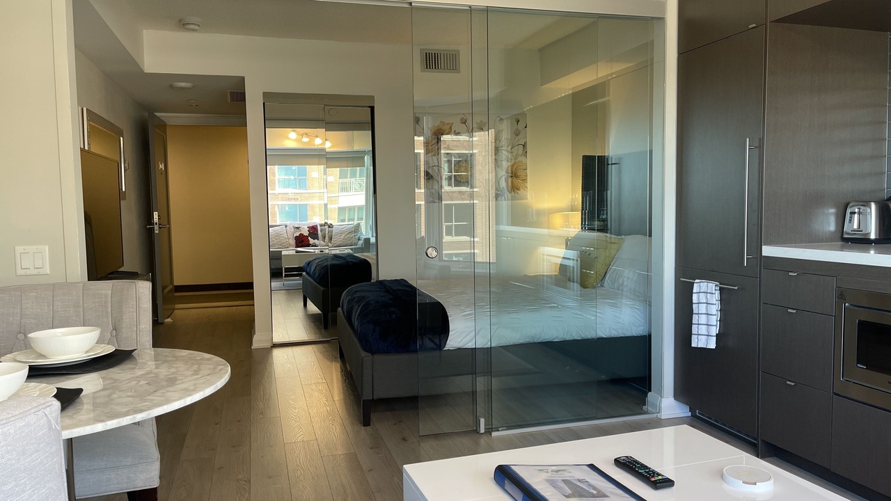 Photo of Bedroom in Bloor-Yorkville