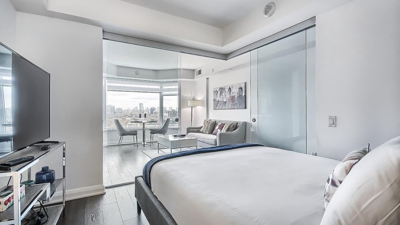 Photo of Bedroom in Bloor-Yorkville