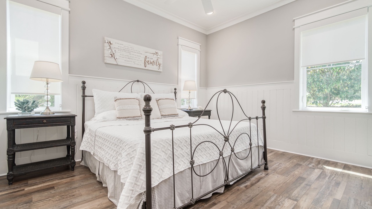 Photo of Bedroom in Lakeside at Blue Mountain Beach