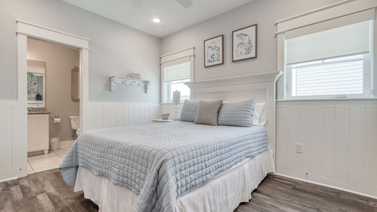 Photo of Bedroom in Lakeside at Blue Mountain Beach