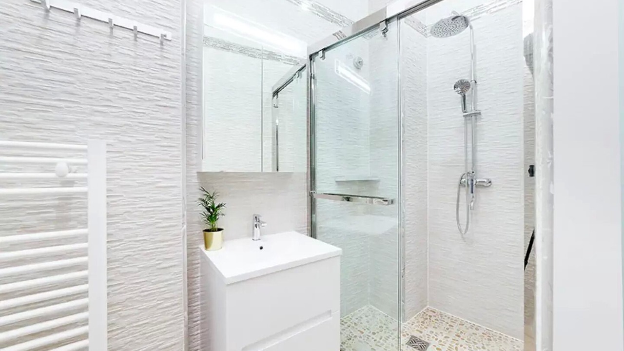 Photo of Bathroom in Chaussee-d'Antin