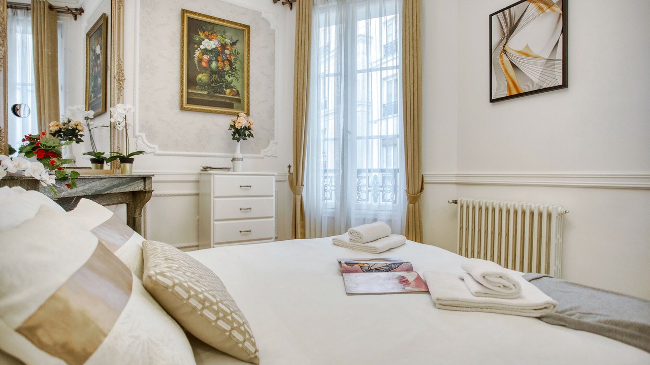 Photo of Bedroom in Chaussee-d'Antin