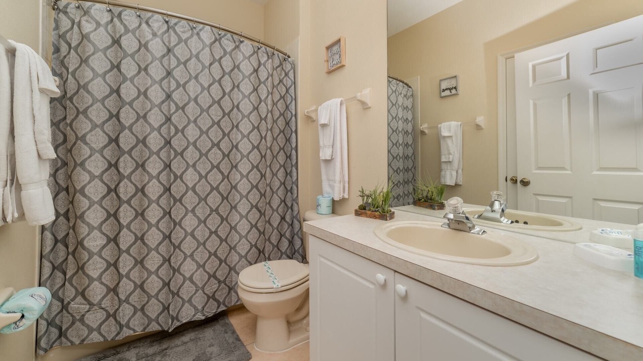 Photo of Bathroom in Windsor Palms