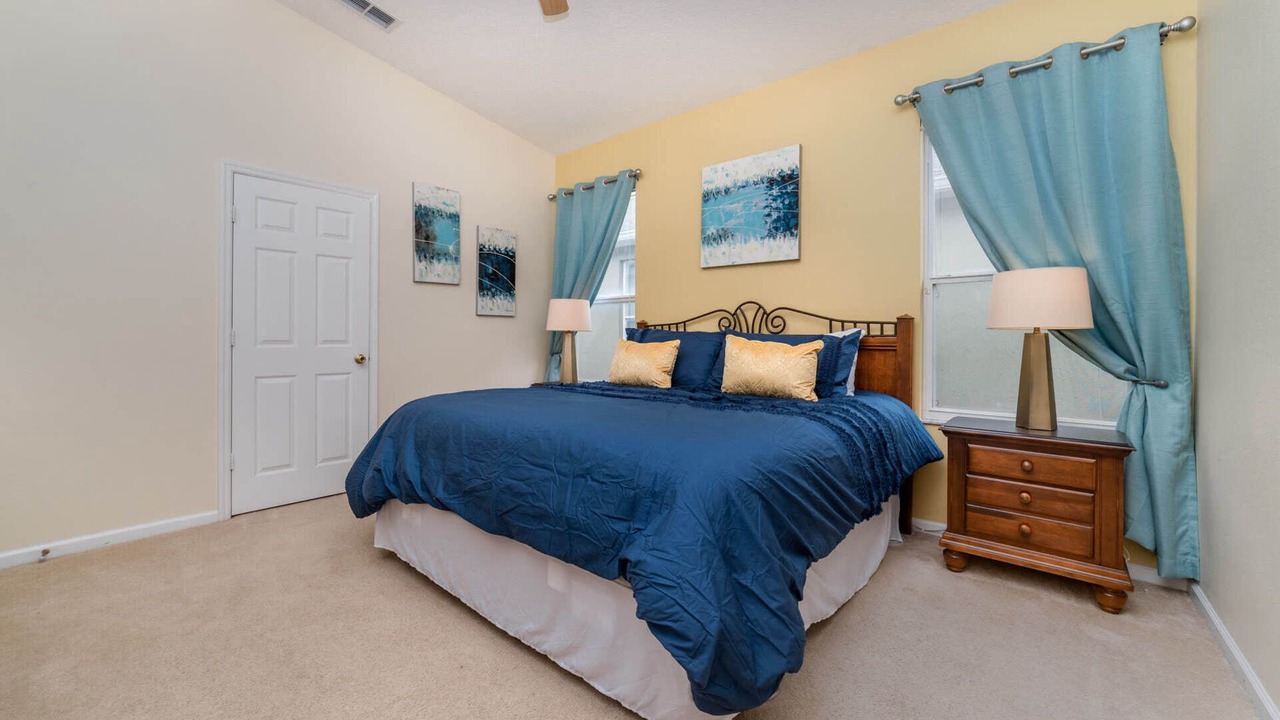 Photo of Bedroom in Windsor Palms