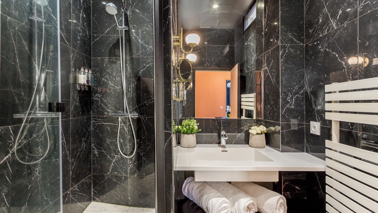 Photo of Bathroom in Les Halles