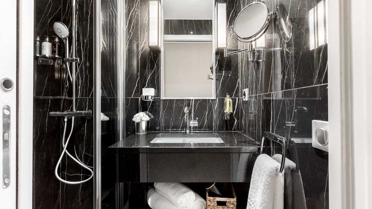 Photo of Bathroom in Les Halles