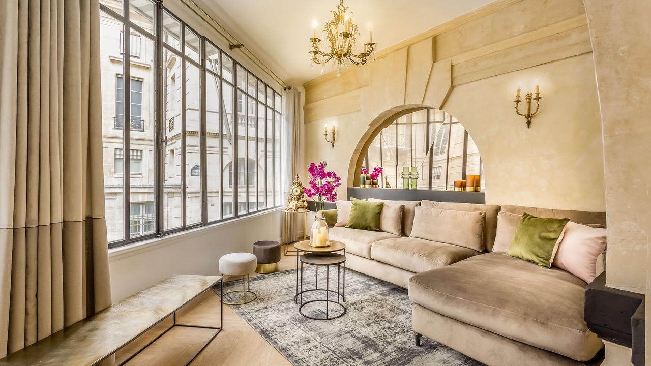 Photo of Livingroom in 1st Arrondissement