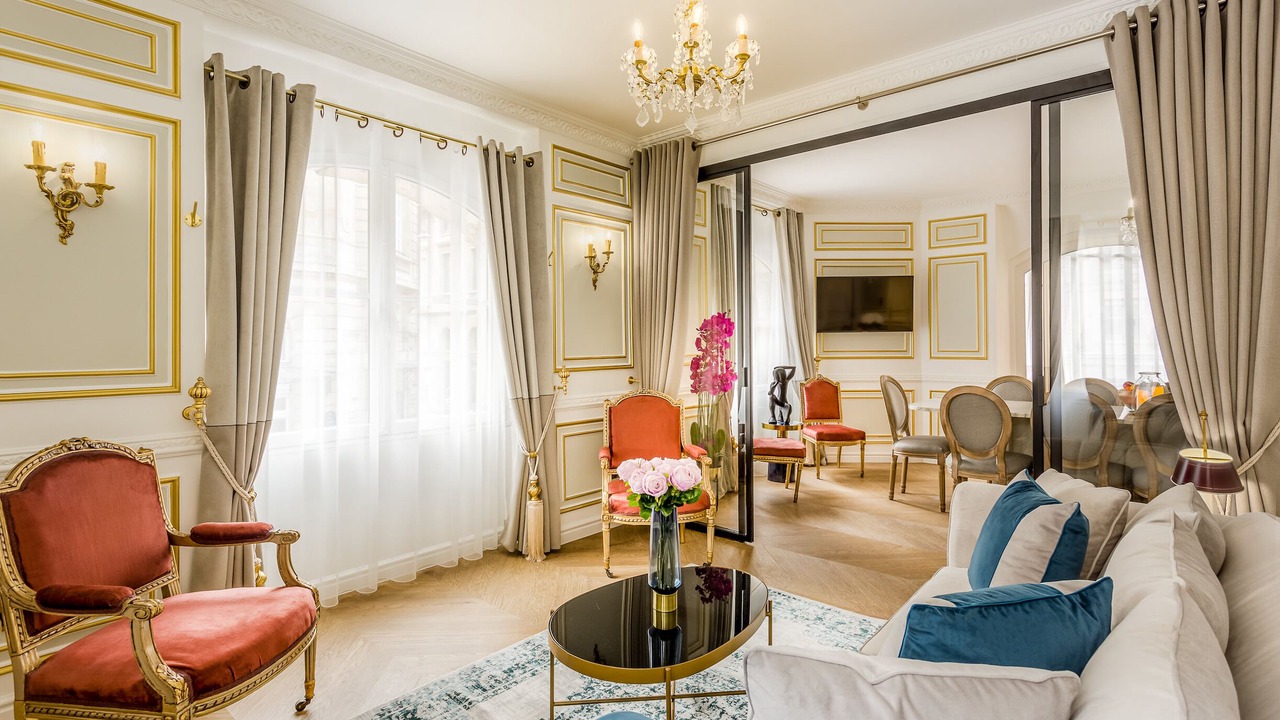 Photo of Livingroom in 1st Arrondissement