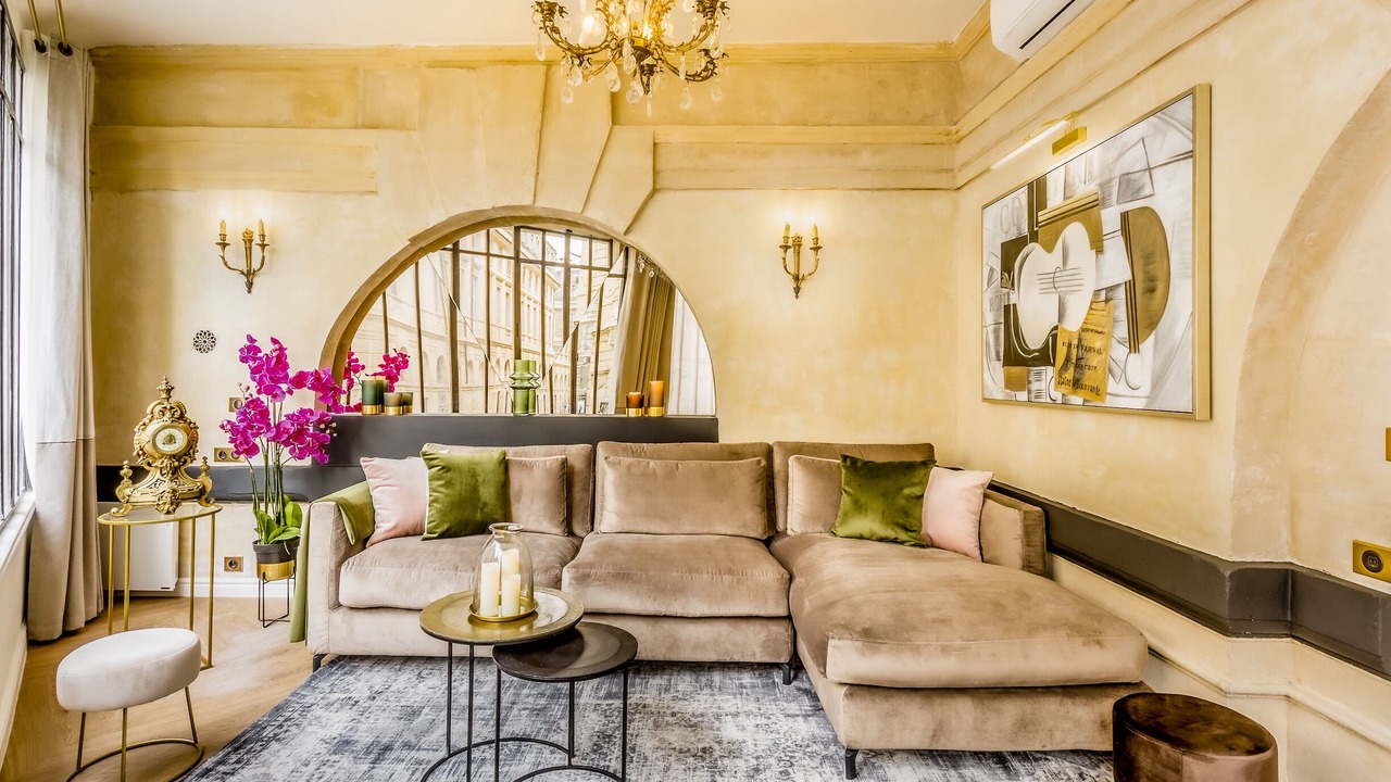 Photo of Livingroom in 1st Arrondissement