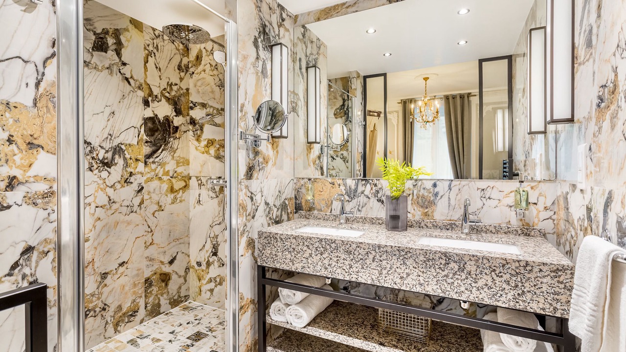 Photo of Bathroom in Paris City Center