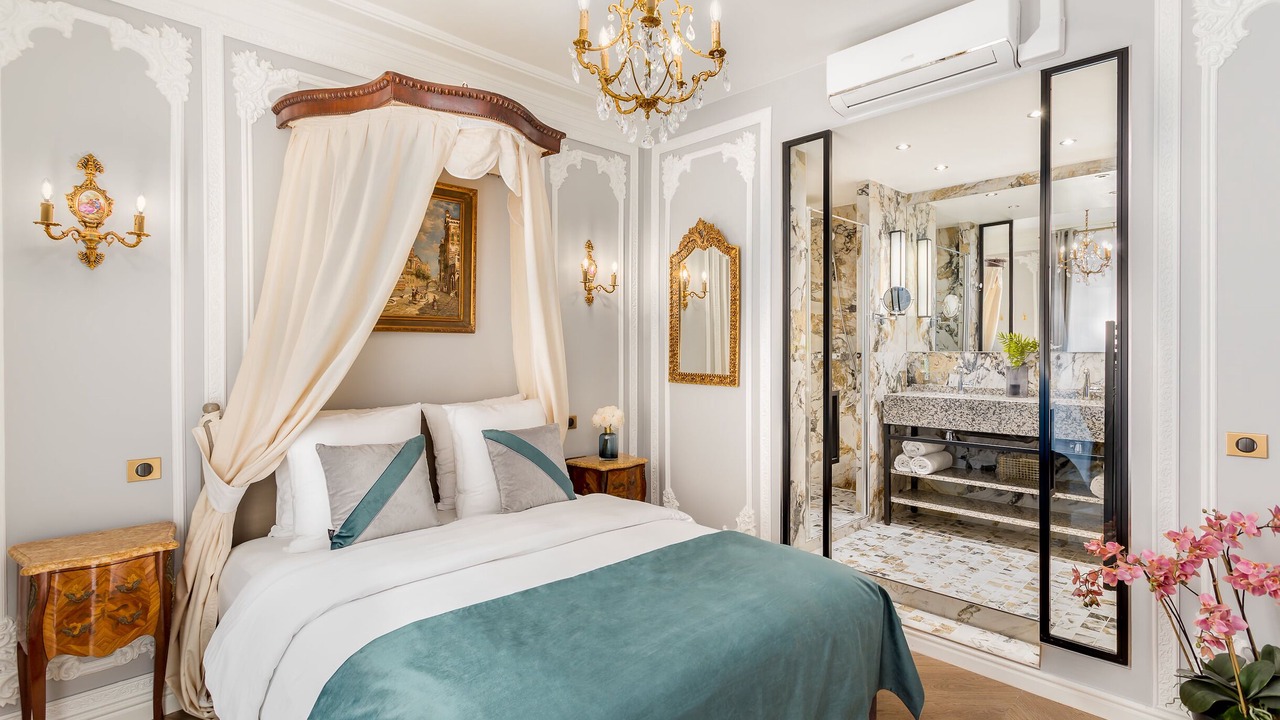 Photo of Bedroom in Paris City Center