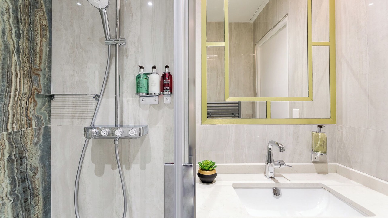 Photo of Bathroom in Faubourg Saint-Germain