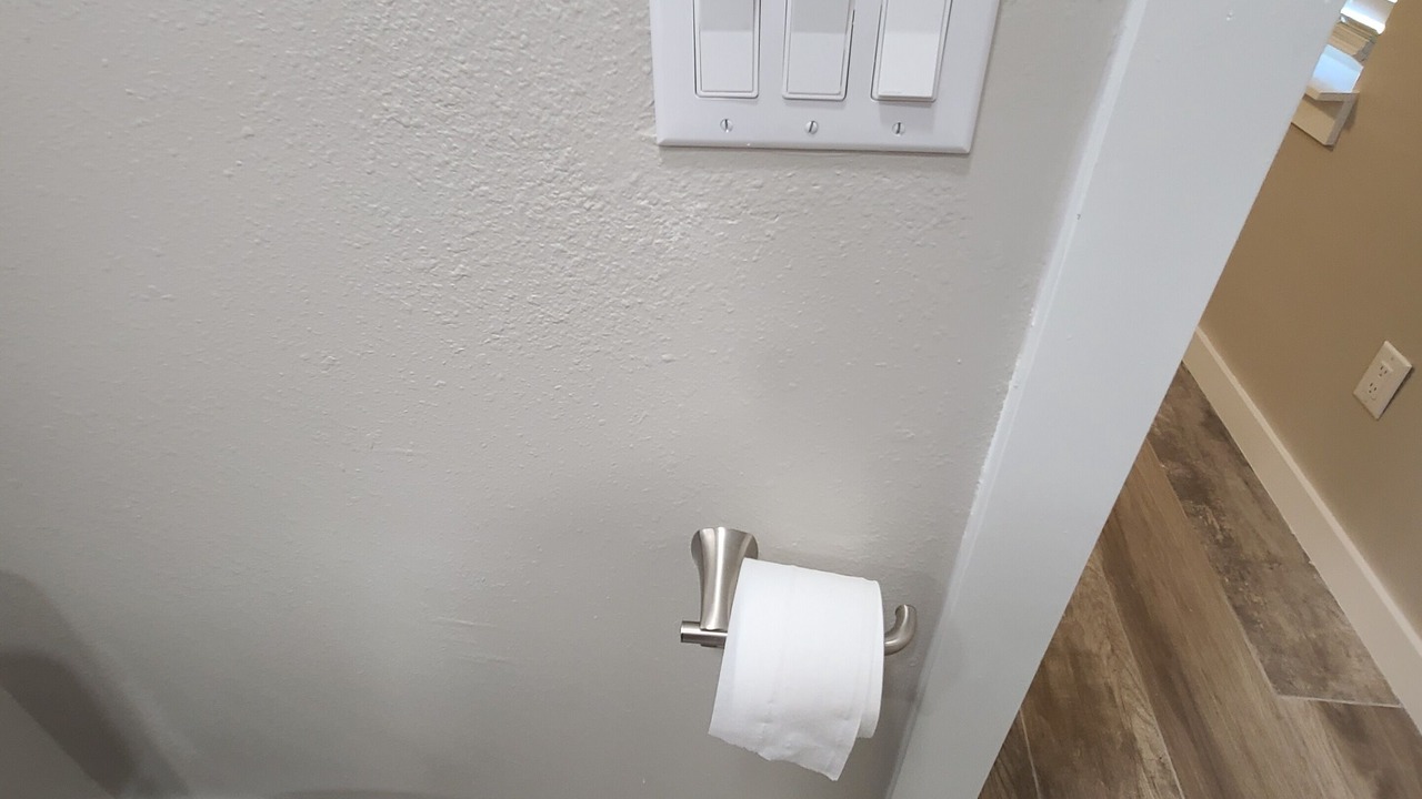 Photo of Bathroom in Lake Magdalene