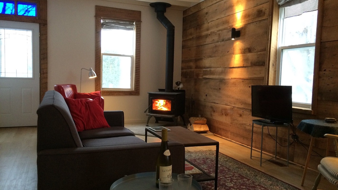 Photo of Livingroom in Kincardine