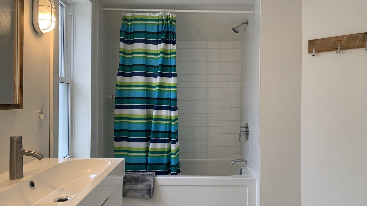Photo of Bathroom in Kincardine