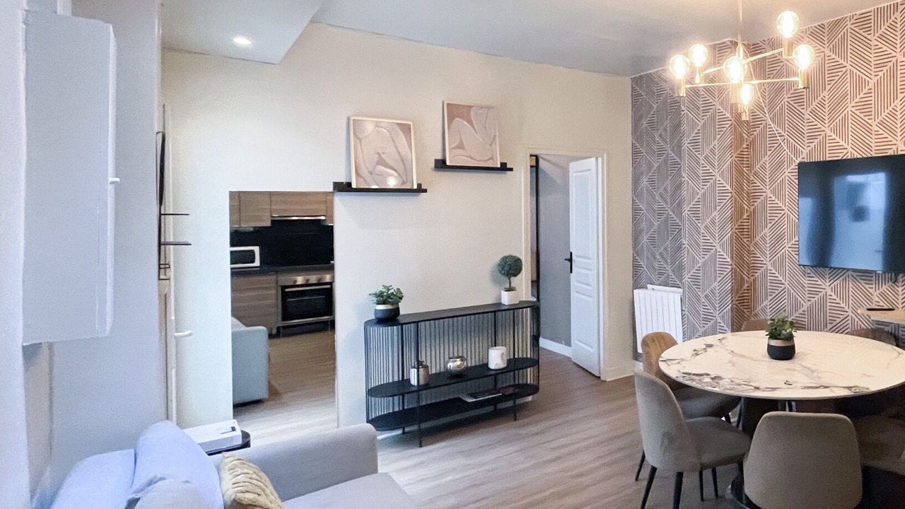 Photo of Livingroom in Quartier du Faubourg-Montmartre