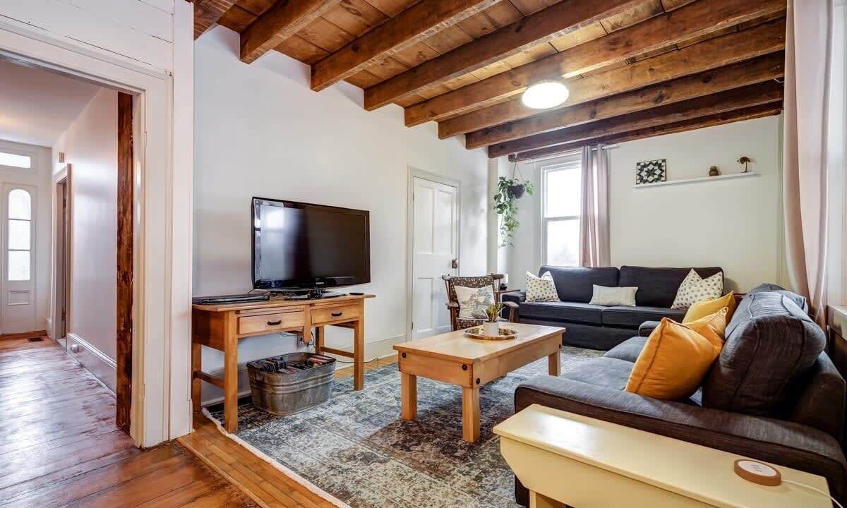 Photo of Livingroom in Picton