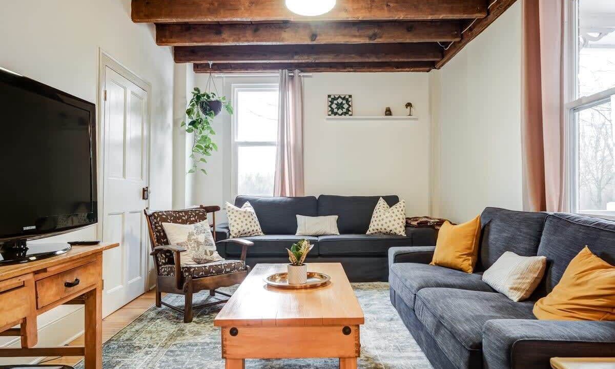 Photo of Livingroom in Picton
