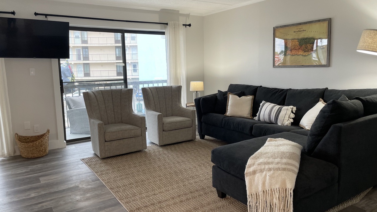 Photo of Livingroom in Caine Woods