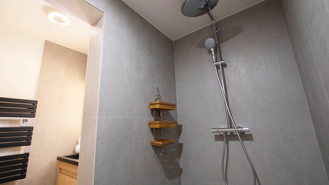 Photo of Bathroom in 19th Arrondissement