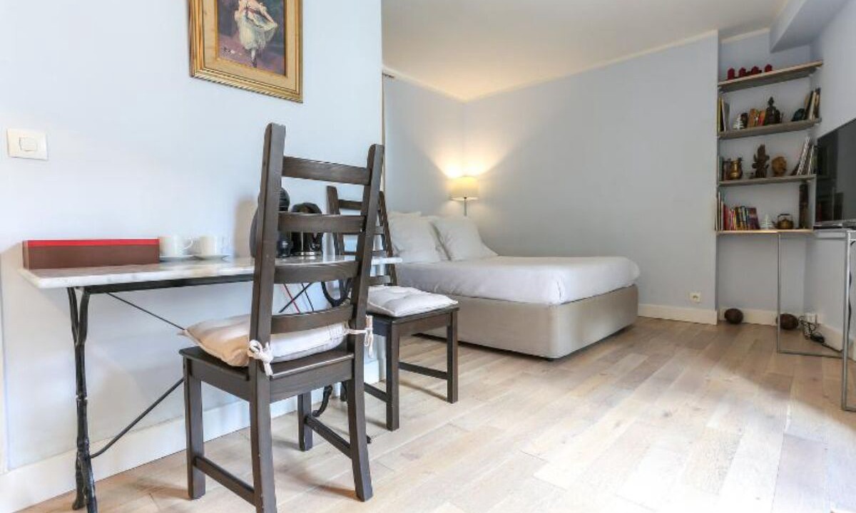 Photo of Bedroom in Saint-Merri