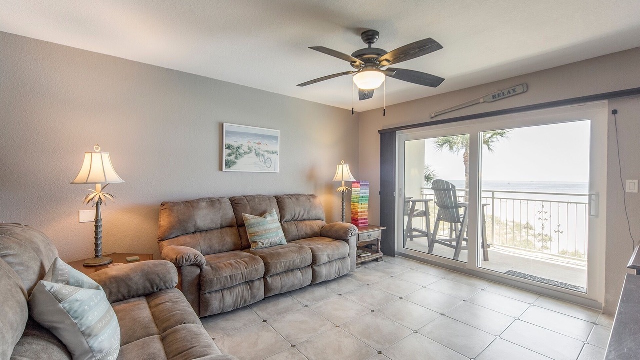 Photo of Livingroom in St. Petersburg - Clearwater
