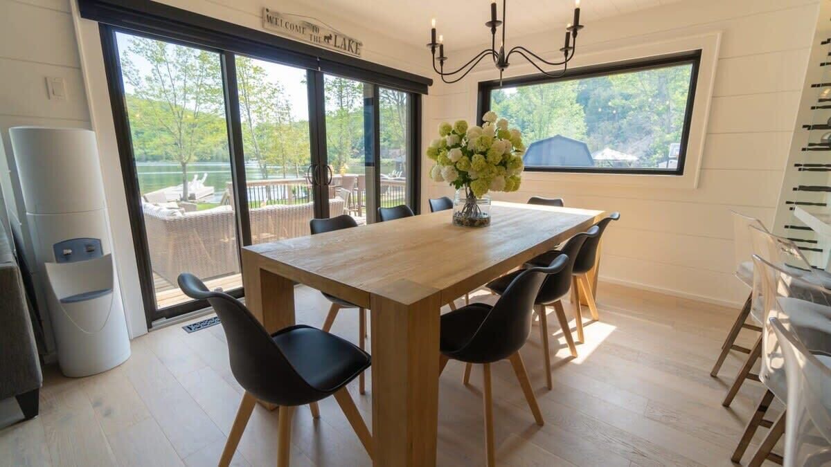 Photo of Livingroom in Rosseau
