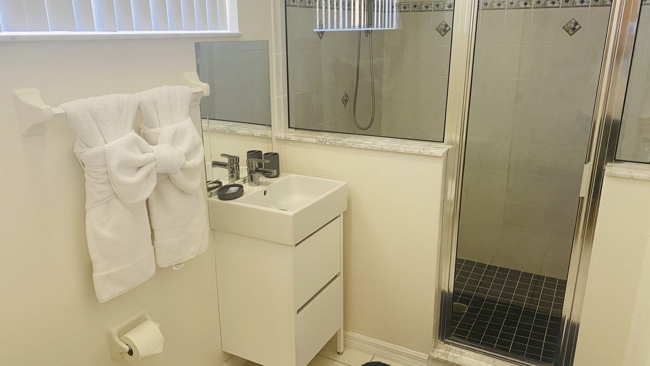 Photo of Bathroom in Ridgewood Lakes