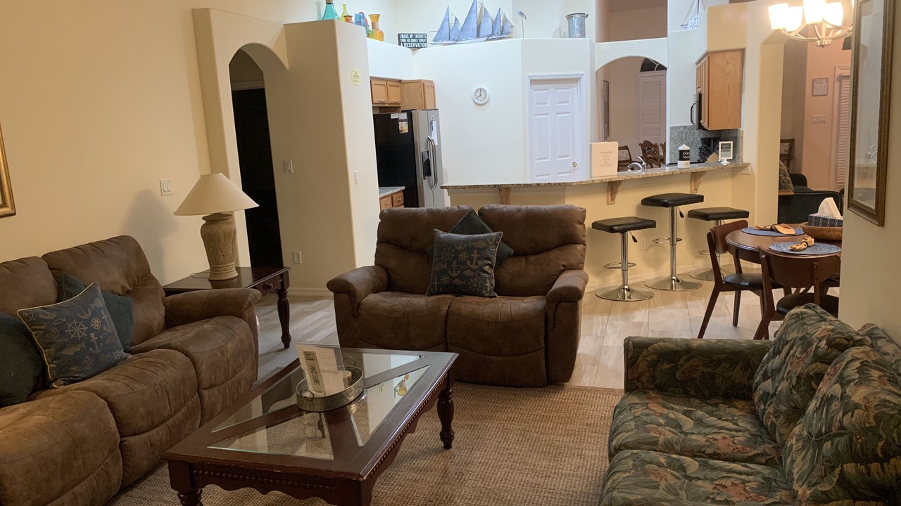 Photo of Livingroom in Orange Tree