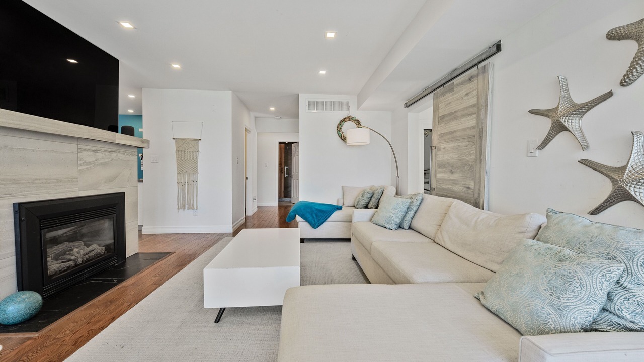 Photo of Livingroom in Barrie