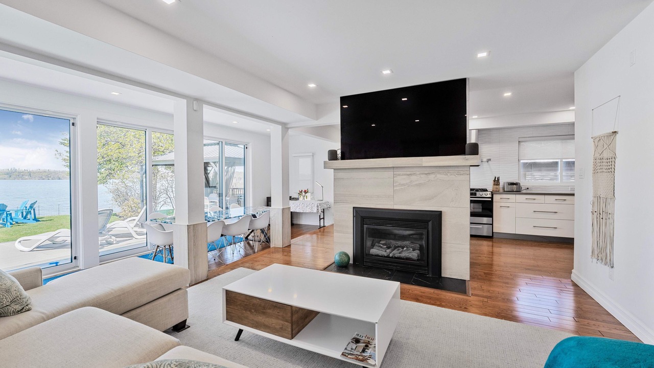 Photo of Livingroom in Barrie