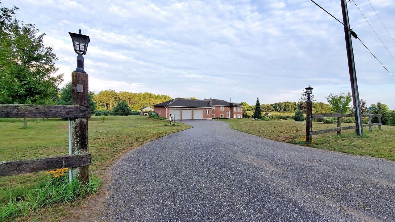 Photo of Outdoor in Adjala-Tosorontio