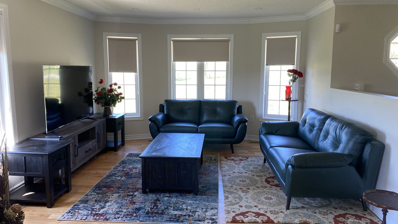 Photo of Livingroom in Adjala-Tosorontio