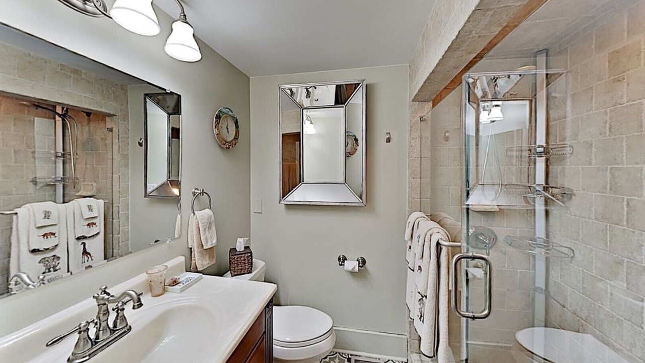 Photo of Bathroom in Gulfport