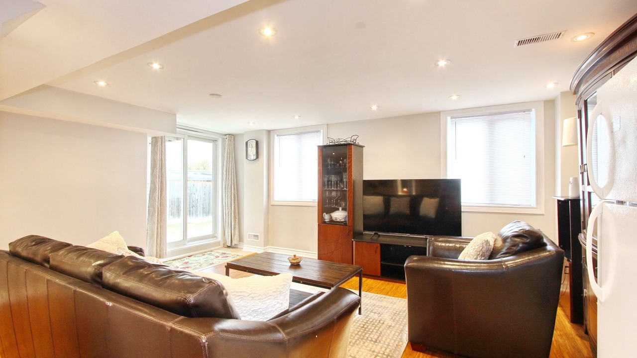 Photo of Livingroom in Brampton