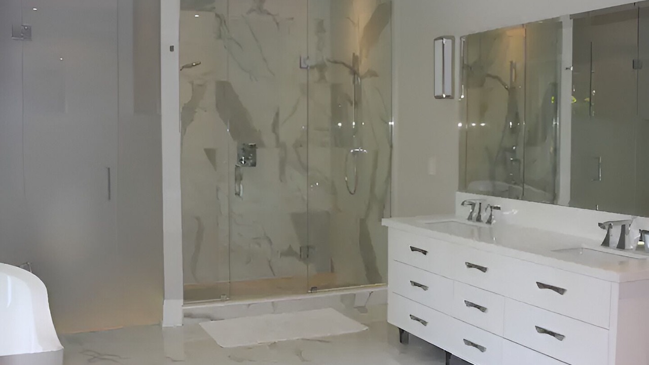 Photo of Bathroom in Etobicoke