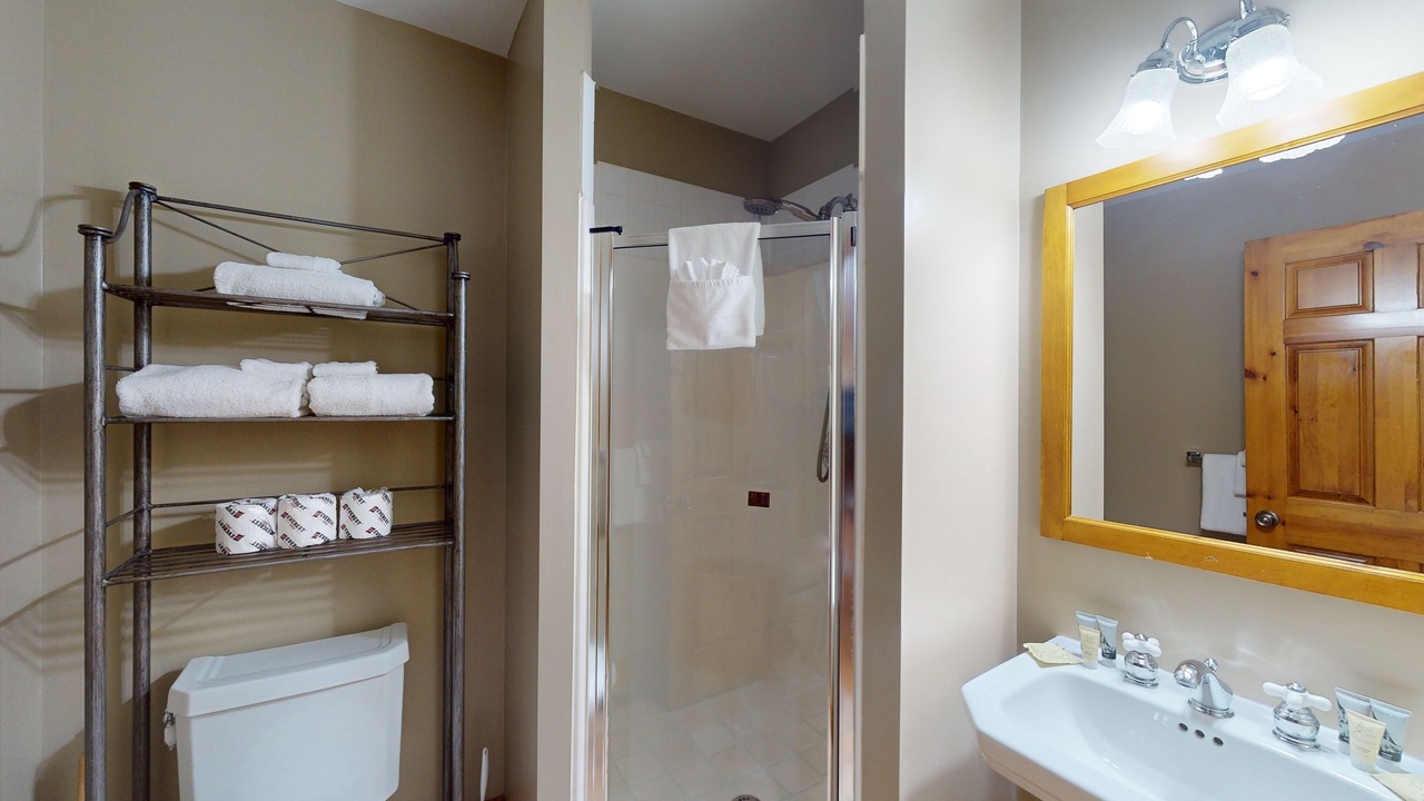 Photo of Bathroom in The Blue Mountains