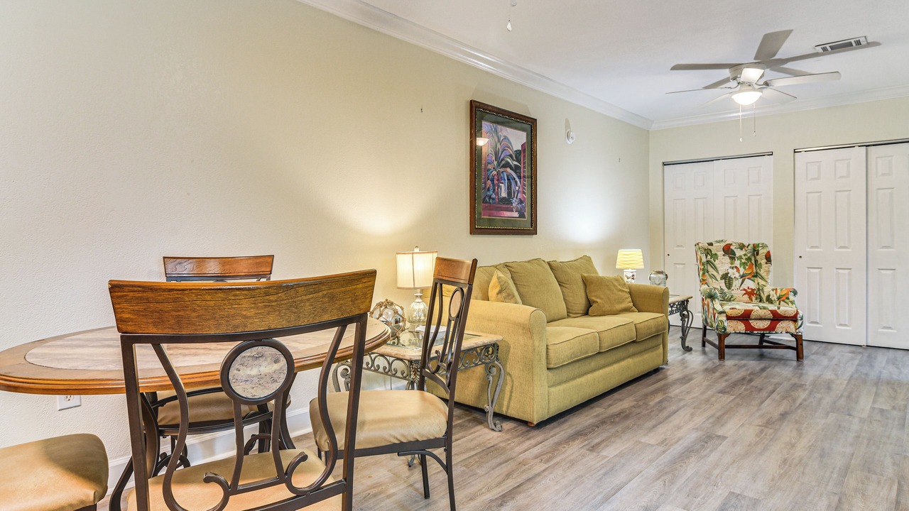 Photo of Livingroom in Pass-a-Grille Historic District