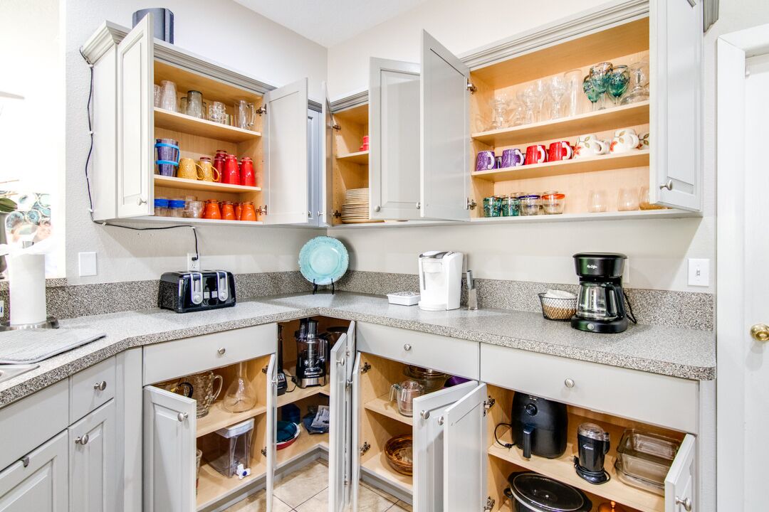 Photo of Kitchen in Bearss Plaza