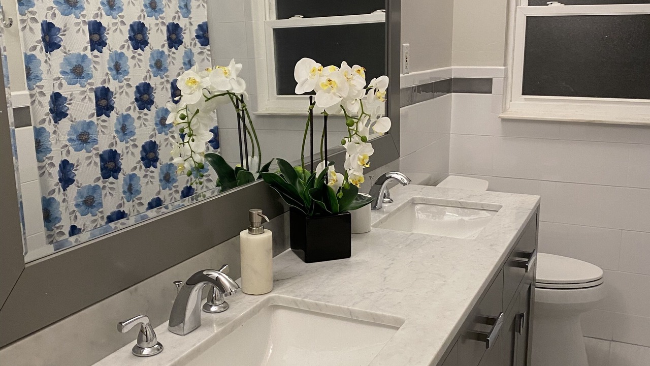 Photo of Bathroom in Crooked Lake Park