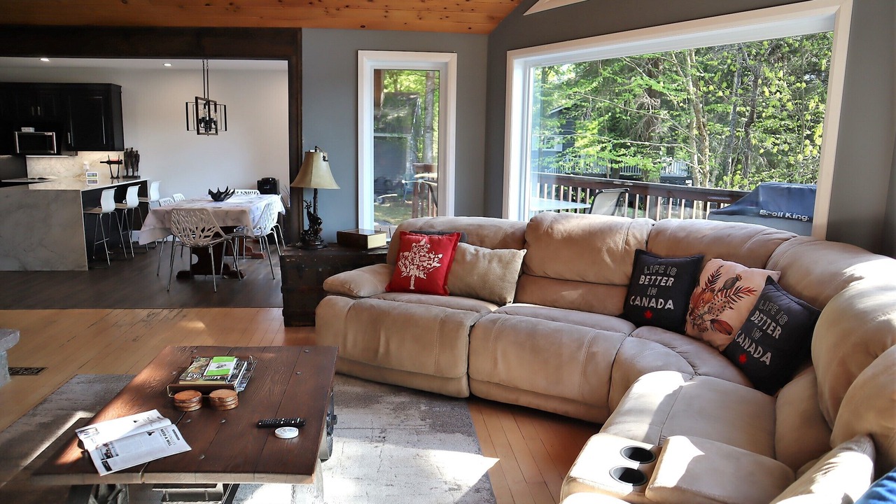 Photo of Livingroom in Armour