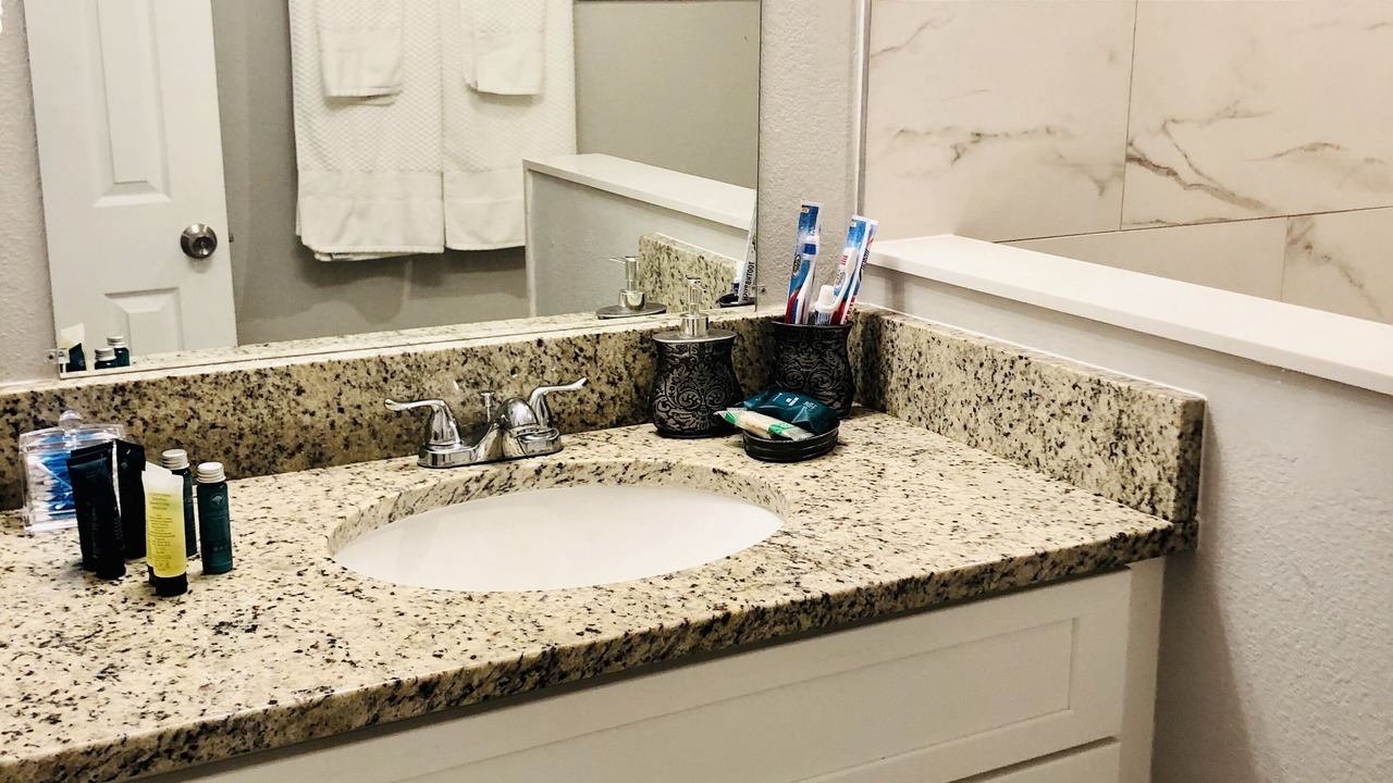 Photo of Bathroom in Fairvilla