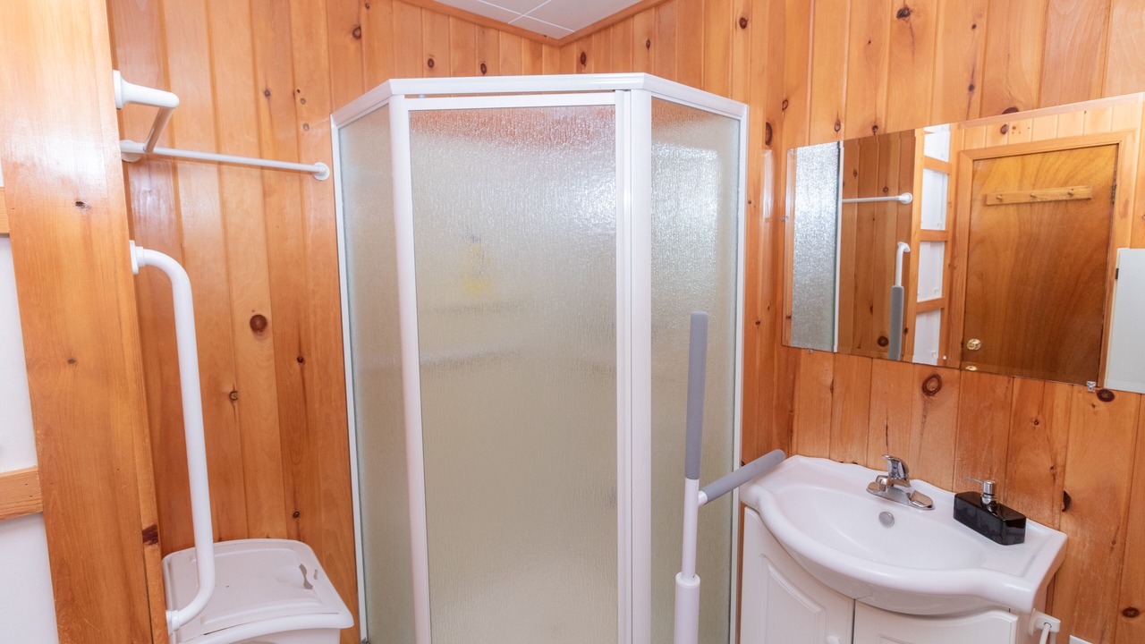 Photo of Bathroom in Whitney