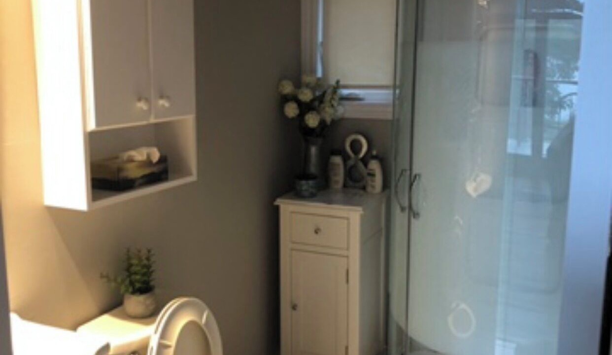 Photo of Bathroom in Algonquin Highlands