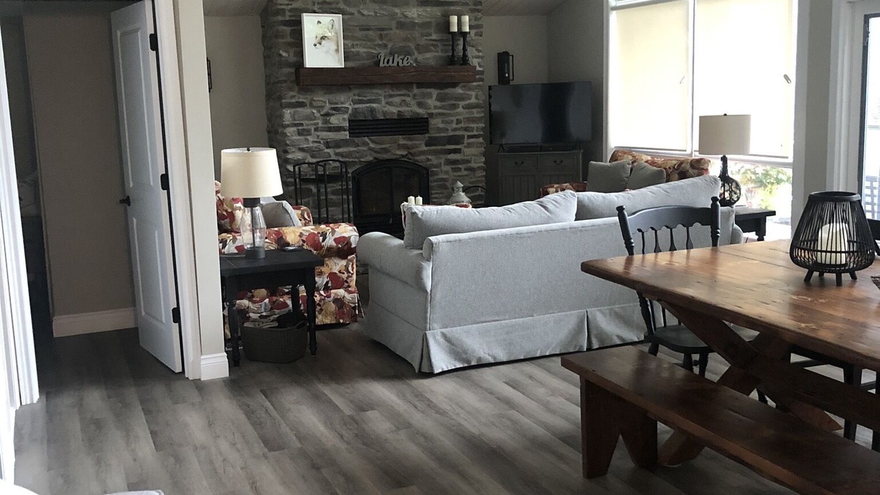 Photo of Livingroom in Algonquin Highlands