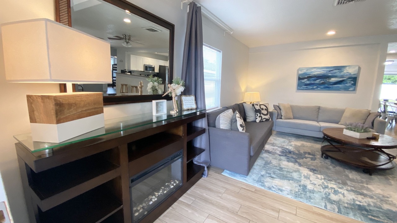 Photo of Livingroom in St. Petersburg - Clearwater